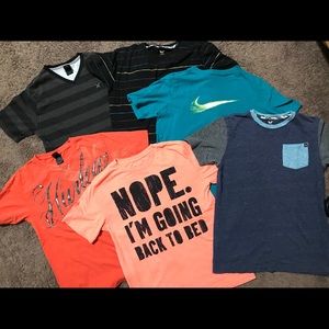 Boys T-shirt Lot Size M
